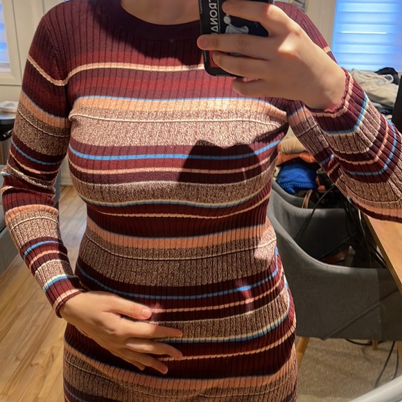 Ribbed coloured maxi tight dress with long sleeves from H&M - Picture 4 of 8